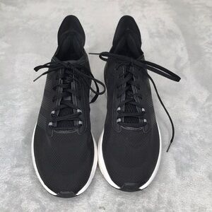 Adidas  Avryn trainers Black and White Men's Size 10.5 NWOT